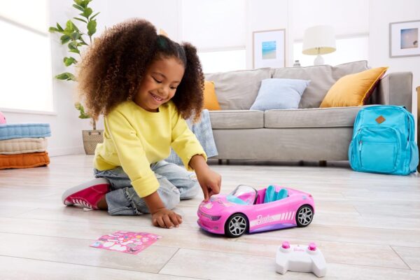 Barbie Hot Wheels RC Toy Car, Remote-Control Pink Convertible, - Image 2